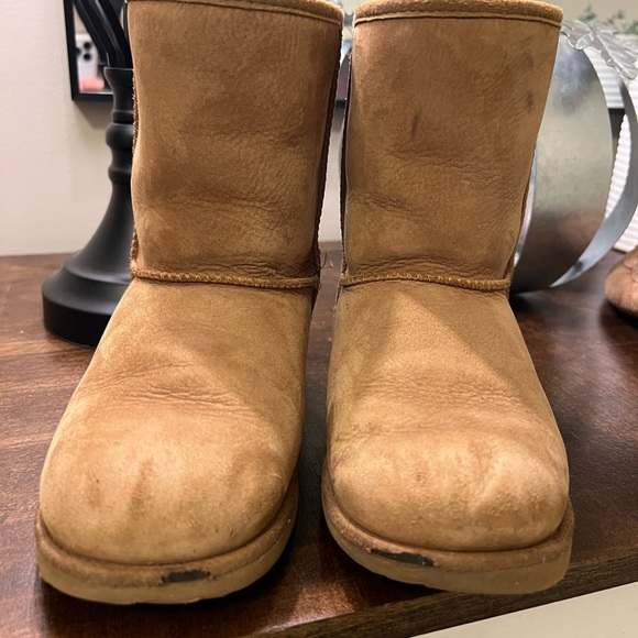 UGG Waterproof Boots - Picture 4 of 5